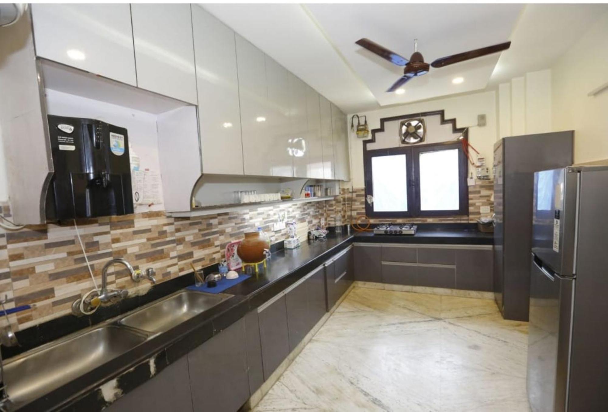 Hotel Sky - Safdarjung Enclave
